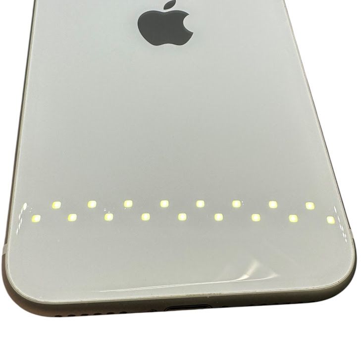 �ڥХåƥ꡼81%��iPhone��SE����2�����64GB���ۥ磻�ȡ�SIM�ե꡼�����եȥХ���