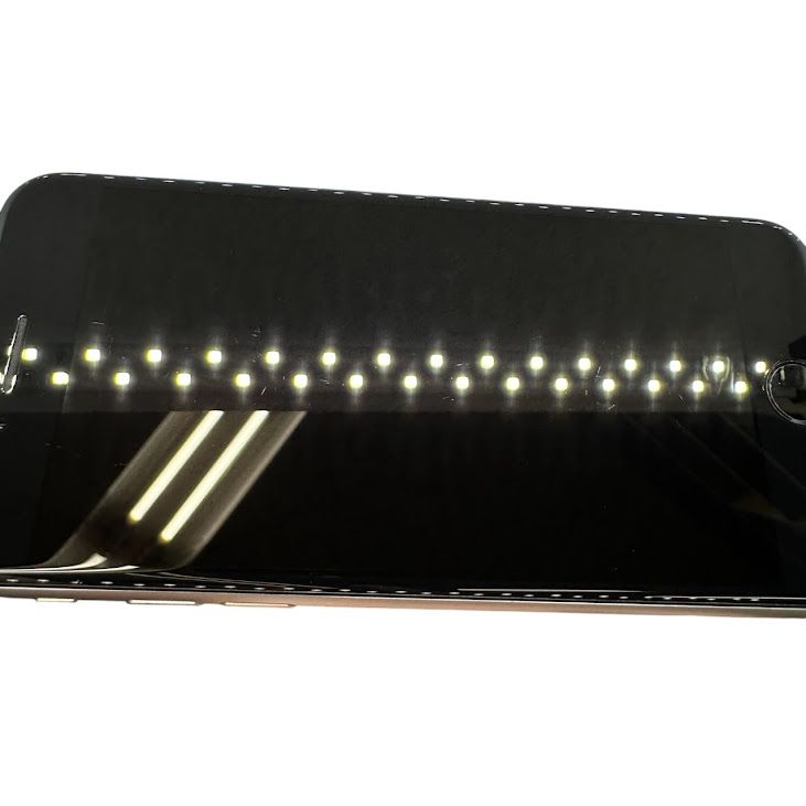 �ڥХåƥ꡼88%��iPhone��SE����2�����64GB���ۥ磻�ȡ�SIM�ե꡼���ɥ�����