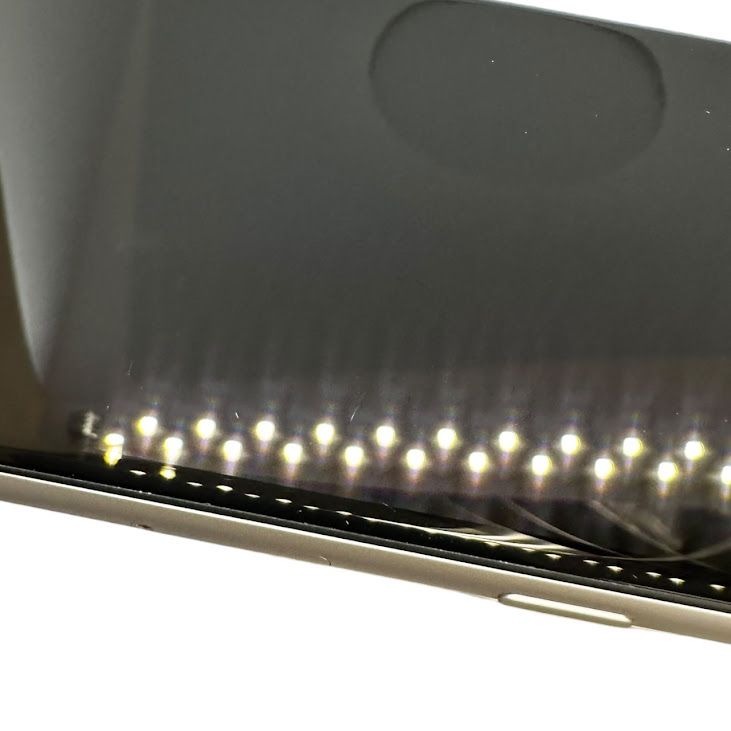 �ڥХåƥ꡼100%��iPhone��SE����2�����64GB���ۥ磻�ȡ�SIM�ե꡼