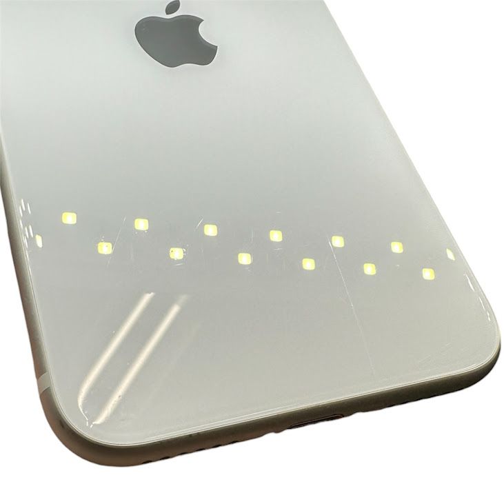 iPhone��SE����2�����64GB���ۥ磻�ȡ�SIM�ե꡼���ɥ�����