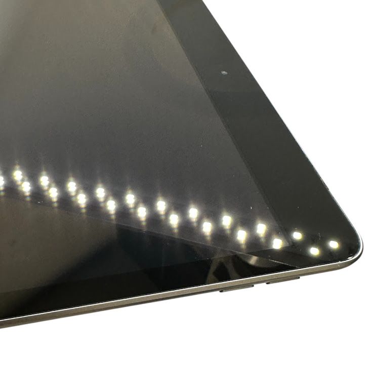 �ڥХåƥ꡼100%��iPad��8������顼��32GB�����ڡ������쥤��SIM�ե꡼