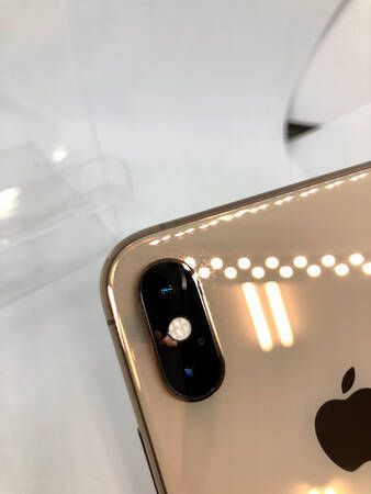 ムスビー｜iPhoneXS 64GB ゴールド SIMフリー ドコモ版 バッテリー82  