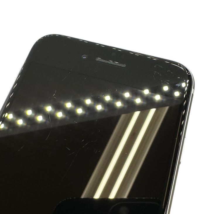 �ڥХåƥ꡼88%��iPhone��SE����2�����64GB���ۥ磻�ȡ�SIM�ե꡼���ɥ�����