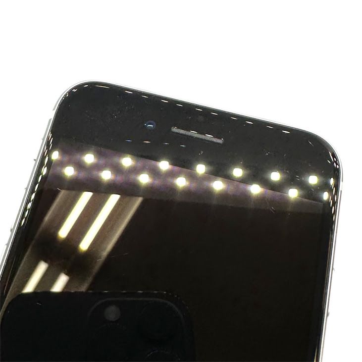 iPhone��SE����2�����64GB���ۥ磻�ȡ�SIM�ե꡼�����եȥХ���