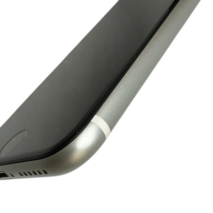 iPhone��SE����2�����64GB���ۥ磻�ȡ�SIM�ե꡼�����եȥХ���