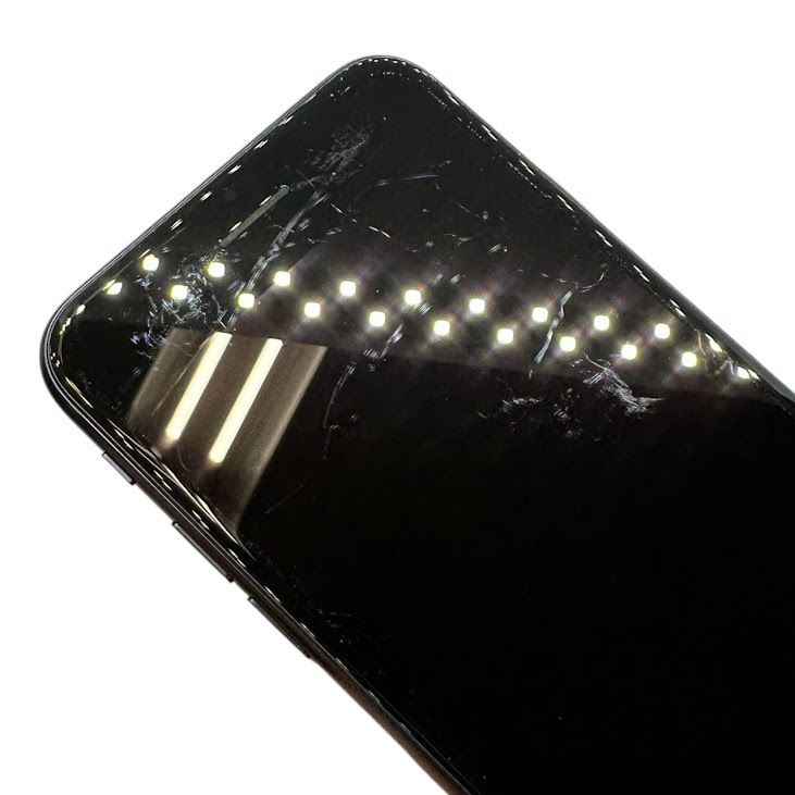 �ڥХåƥ꡼100%��iPhone��SE����3�����64GB���ߥåɥʥ��ȡ�SIM�ե꡼��au��