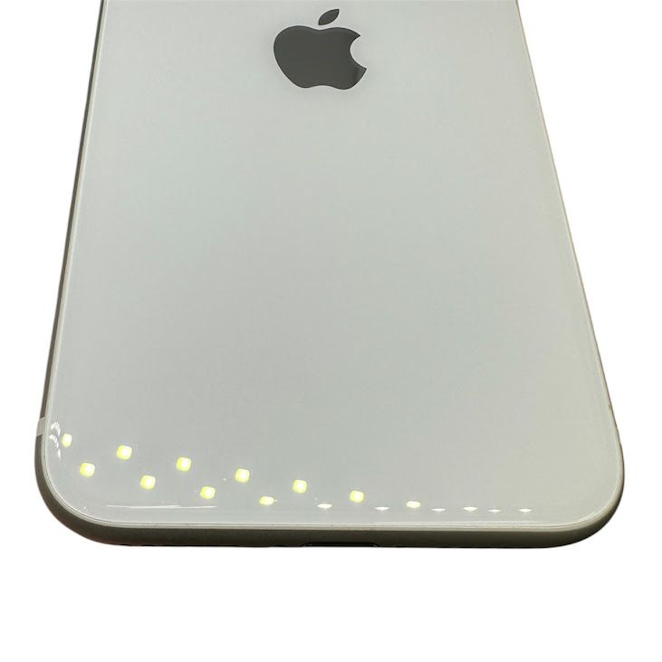 iPhone��SE����2�����64GB���ۥ磻�ȡ�SIM�ե꡼�����եȥХ���