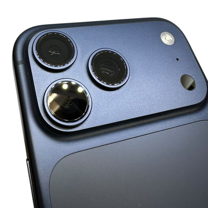 �ڥХåƥ꡼100%��iPhone��17ProMax��256GB���ǥ����ץ֥롼��SIM�ե꡼