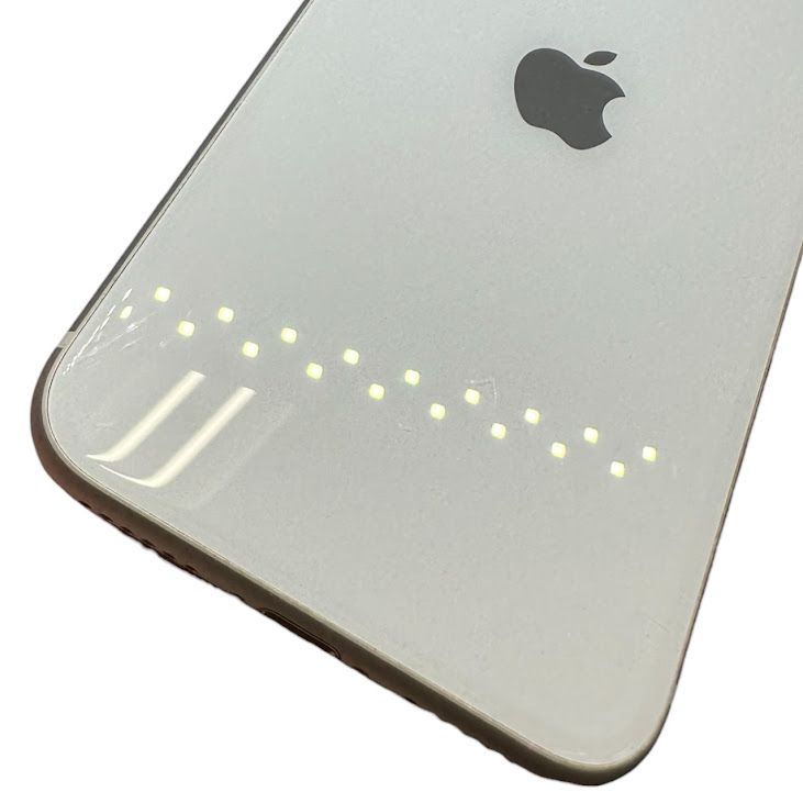 iPhone��SE����2�����64GB���ۥ磻�ȡ�SIM�ե꡼