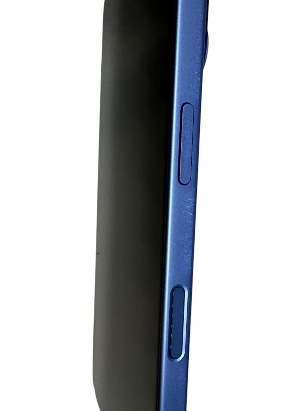 ムスビー｜【バッテリー99%】iPhone 16 128GB ウルトラマリン SIM