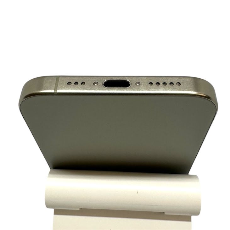 �ڥХåƥ꡼85%��iPhone��15Pro��256GB���ʥ���������˥���