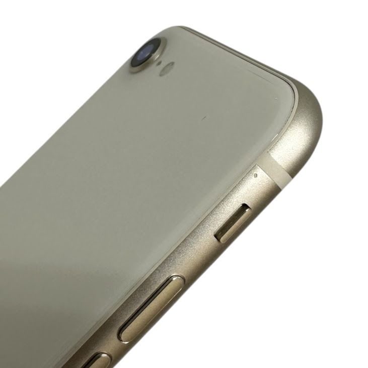 �ڥХåƥ꡼85%��iPhone��SE����3�����64GB���������饤��