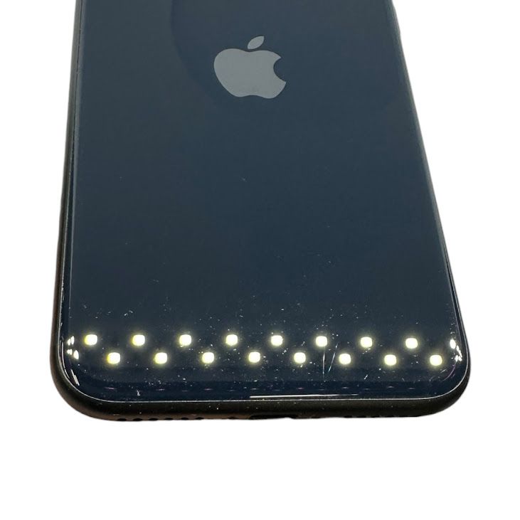 �ڥХåƥ꡼87%��iPhone��SE����3�����64GB���ߥåɥʥ��ȡ�SIM�ե꡼