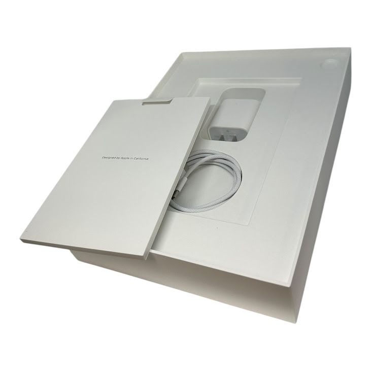 �ڥХåƥ꡼100%��iPad��11��Wi��Fi��128GB���֥롼