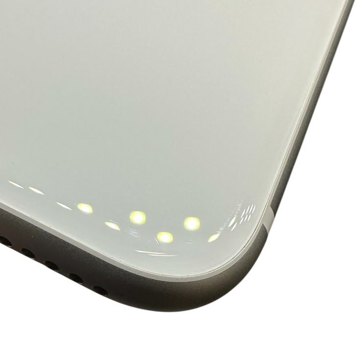 �ڥХåƥ꡼89%��iPhone��SE����2�����64GB���ۥ磻�ȡ�SIM�ե꡼���ɥ�����