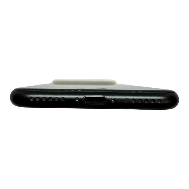 �ڥХåƥ꡼93%��iPhone��SE����2�����64GB���֥�å���SIM�ե꡼��au��