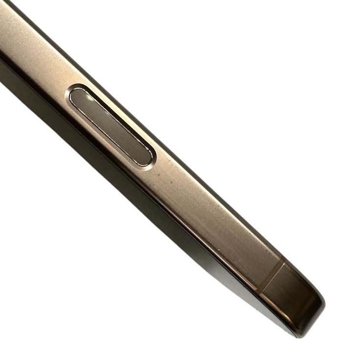 �ڥХåƥ꡼87%��iPhone��16Pro��256GB���ǥ����ȥ����˥��ࡡSIM�ե꡼