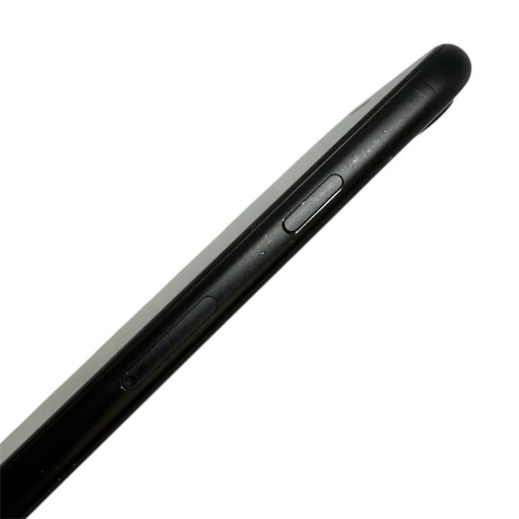 �ڥХåƥ꡼85%��iPhone��SE����2�����64GB���֥�å���SIM�ե꡼��au��