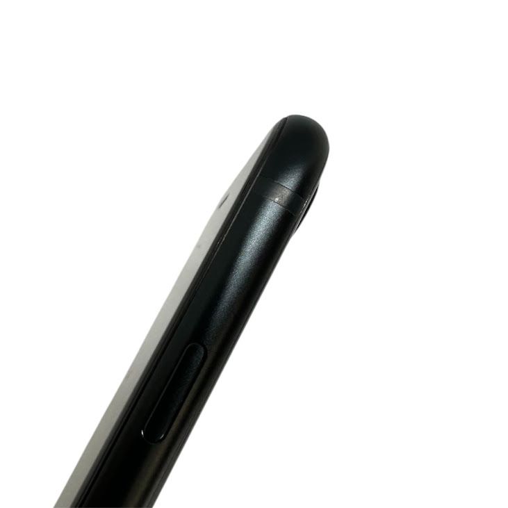 �ڥХåƥ꡼81%��iPhone��SE����3�����64GB���ߥåɥʥ���