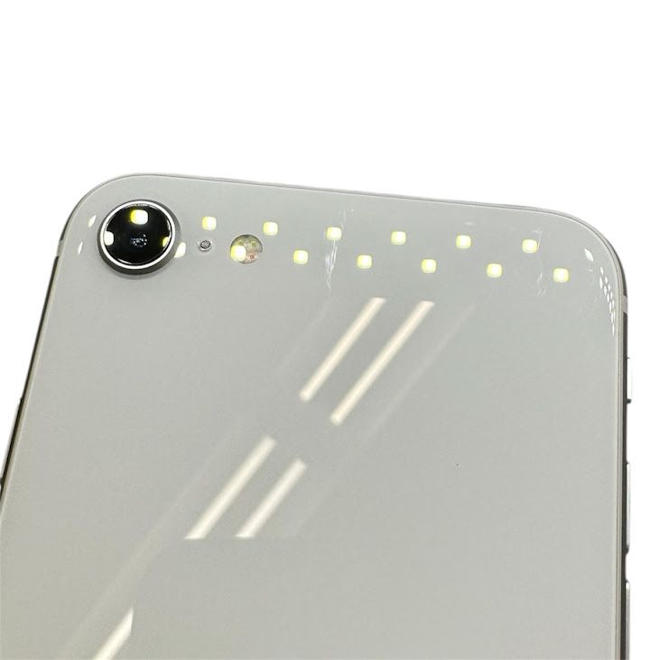 �ڥХåƥ꡼97%��iPhone��SE����2�����64GB���ۥ磻�ȡ�SIM�ե꡼��au��