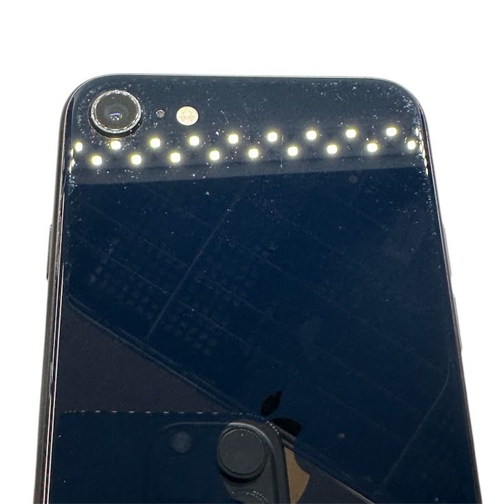 �ڥХåƥ꡼85%��iPhone��SE����3�����64GB���ߥåɥʥ��ȡ����եȥХ���