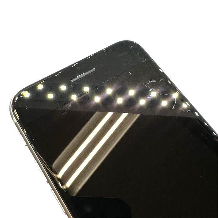 �ڥХåƥ꡼97%��iPhone��SE����2�����64GB���ۥ磻�ȡ�SIM�ե꡼��au��