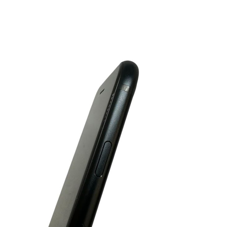 �ڥХåƥ꡼100%��iPhone��SE����3�����64GB���ߥåɥʥ��ȡ�SIM�ե꡼��au��