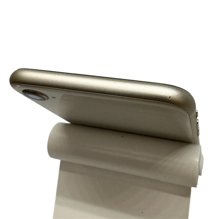 �ڥХåƥ꡼96%��iPhone��SE����3�����64GB���������饤�ȡ�SIM�ե꡼���ɥ�����