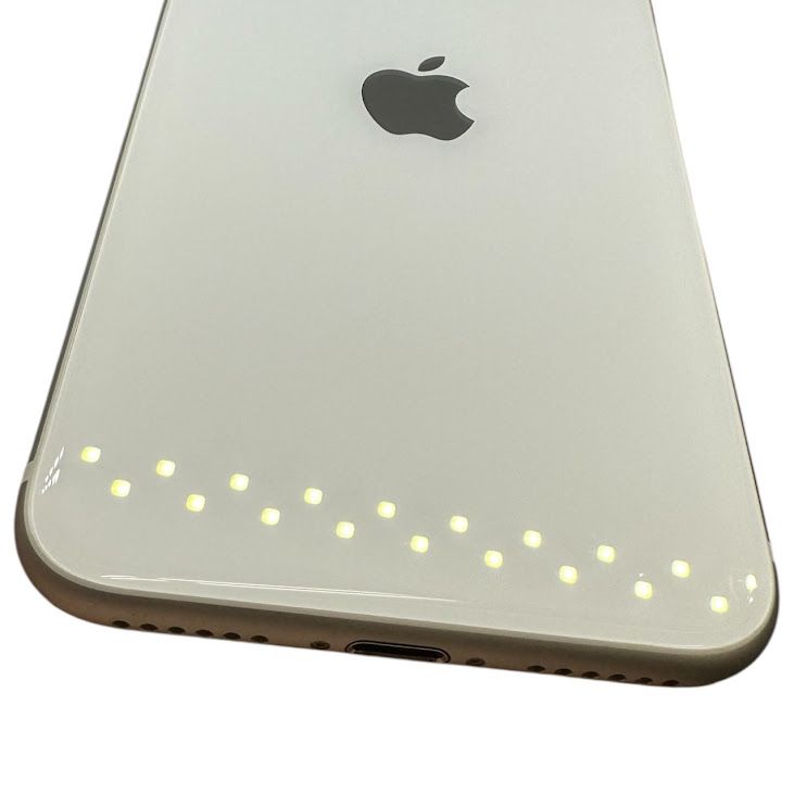 iPhone��SE����2�����128GB���ۥ磻�ȡ�SIM�ե꡼��Y��Х�����