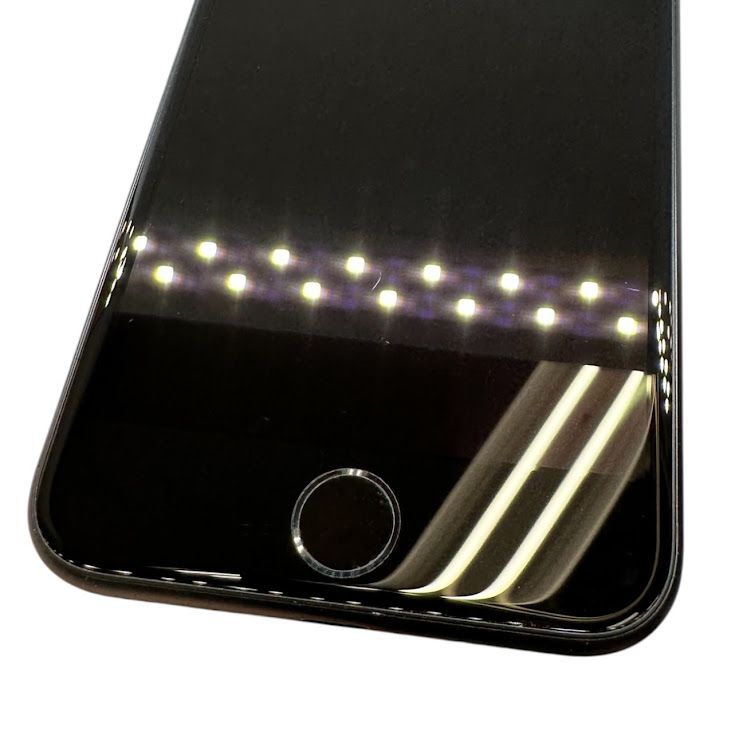 �ڥХåƥ꡼97%��iPhone��SE����2�����64GB���֥�å���SIM�ե꡼���ɥ�����