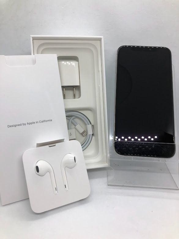 ムスビー｜iPhone X 64GB シルバー SIMフリー ドコモ版 バッテリー82 