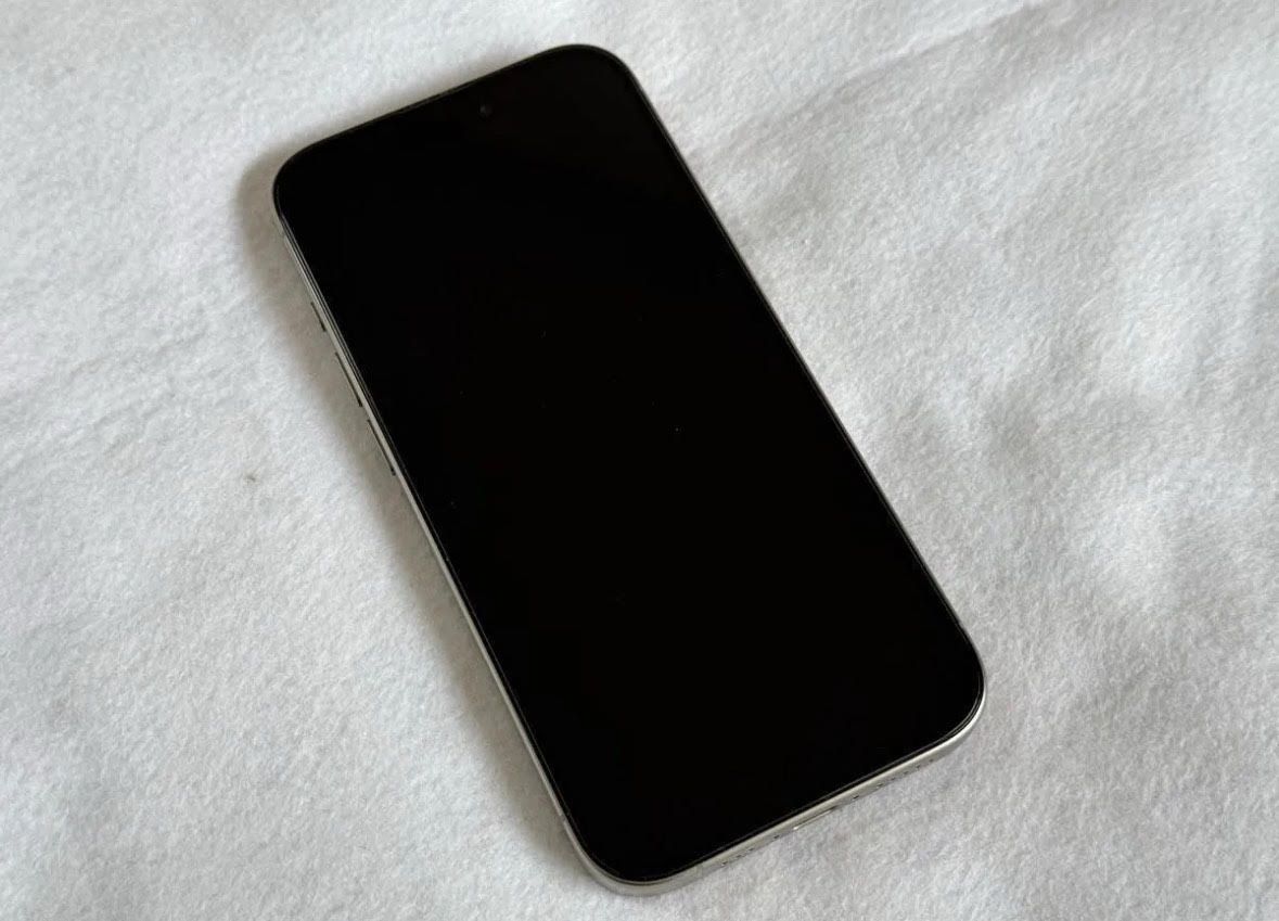 ムスビー｜iPhone 15 Pro 128GB 国内版SIMフリー バッテリー93 