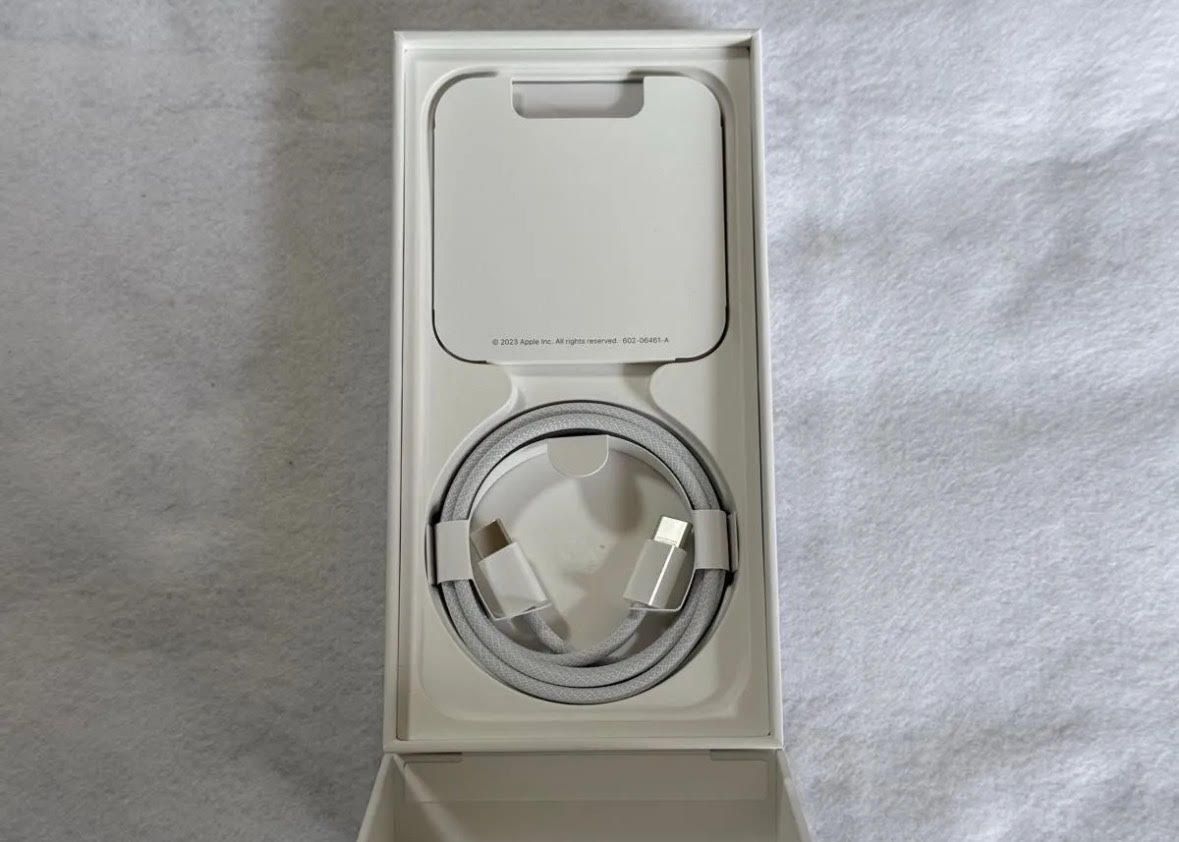 ムスビー｜iPhone 15 Pro 128GB 国内版SIMフリー バッテリー93 