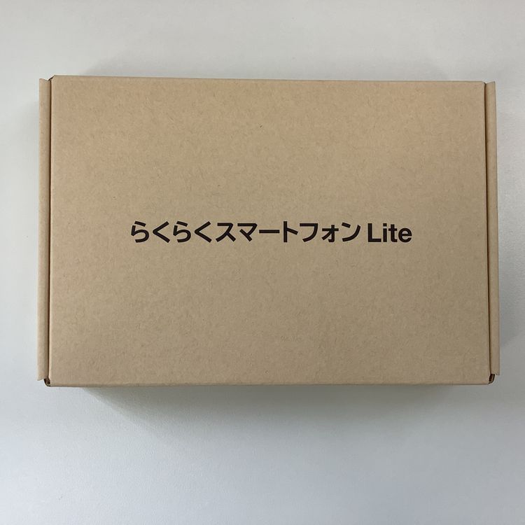 ��FCNT�ۤ餯�餯���ޡ��ȥե���Lite(MR01)������