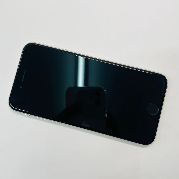 iPhone SE��3���� 64GB SIM�ե꡼ ����92% 87905