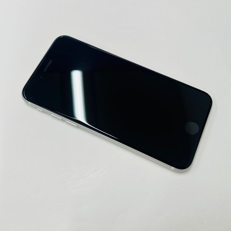 ����92% iPhone SE��2���� 128GB ������SIM�ե꡼67991