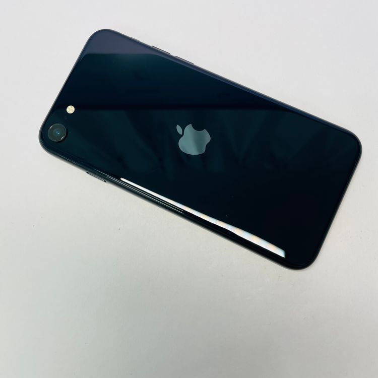 iPhone SE��3���� 64GB SIM�ե꡼ ����100% 06163