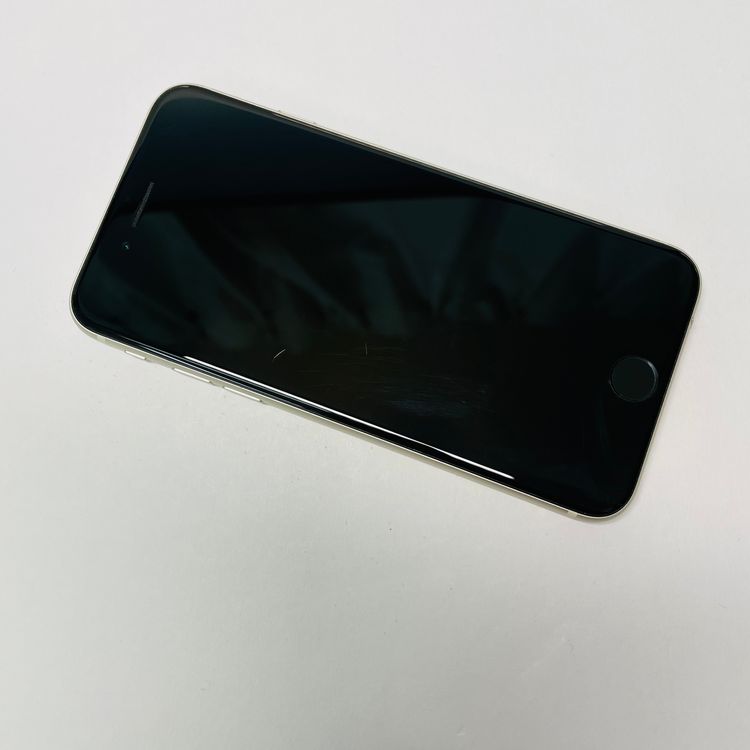 iPhone SE��3���� 128GB SIM�ե꡼ ����95% 91139