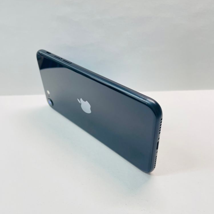 ���� iPhone SE��3���� 128GB SIM�ե꡼ ����99% 83892