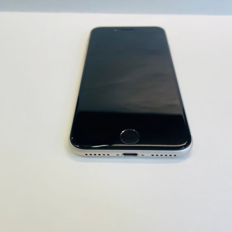 iPhone SE��3���� 64GB SIM�ե꡼ ����96% 11009