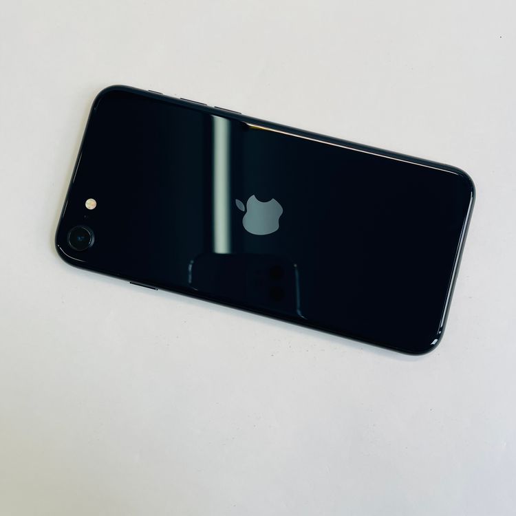 iPhone SE��3���� 64GB SIM�ե꡼ ����96% 37145