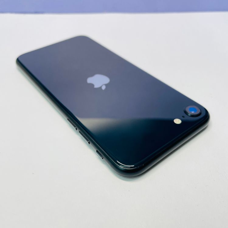 iPhone SE��3���� 64GB SIM�ե꡼ ����100% 06163