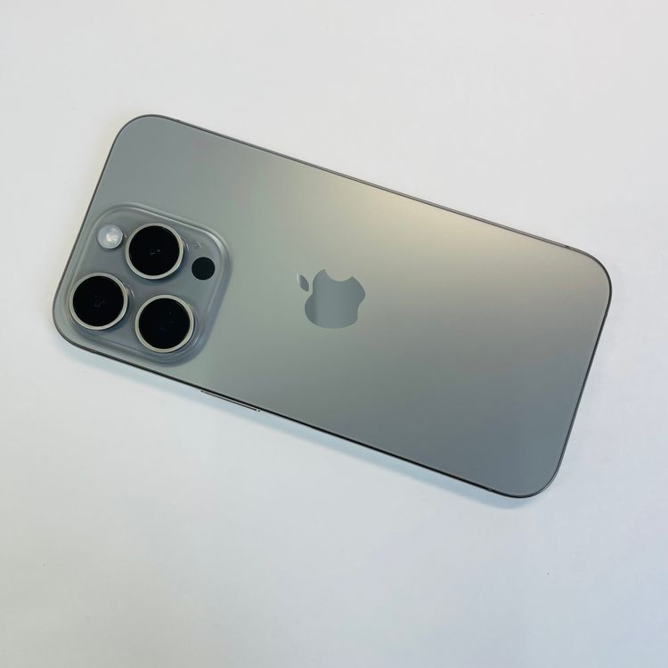 ���� iPhone 15 Pro 256GB ������SIM�ե꡼ ����92% 74540