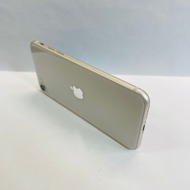 iPhone SE��3���� 64GB SIM�ե꡼ ����96% 44196