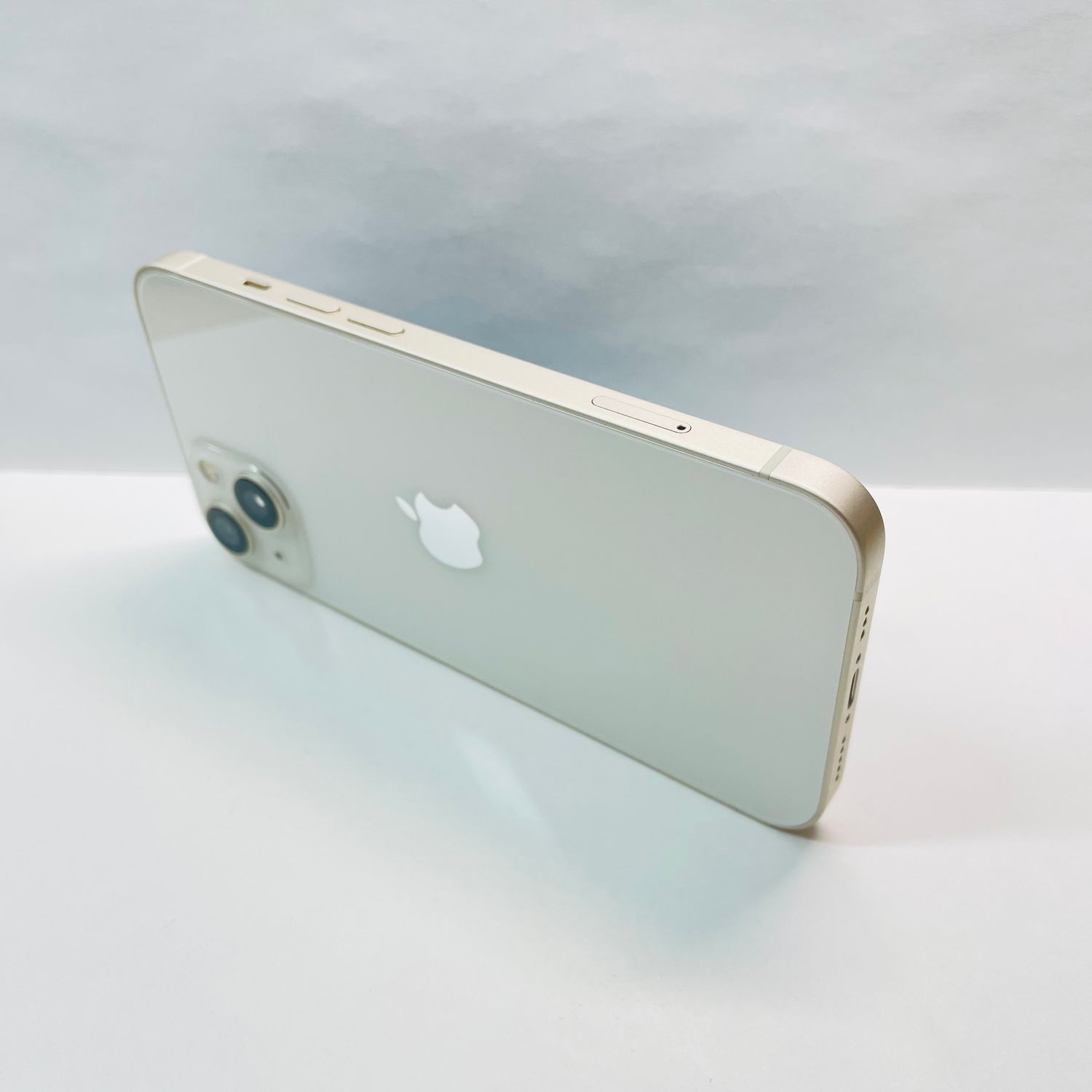 ムスビー｜iPhone 13 128GB SIMフリー 電池93% 58454【iPhone13 NTT 