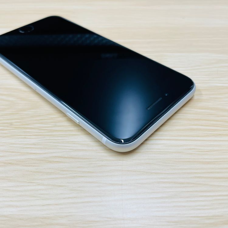 [AT Shop Otsuka]���� iphone SE2 128GB SIM�ե��6757
