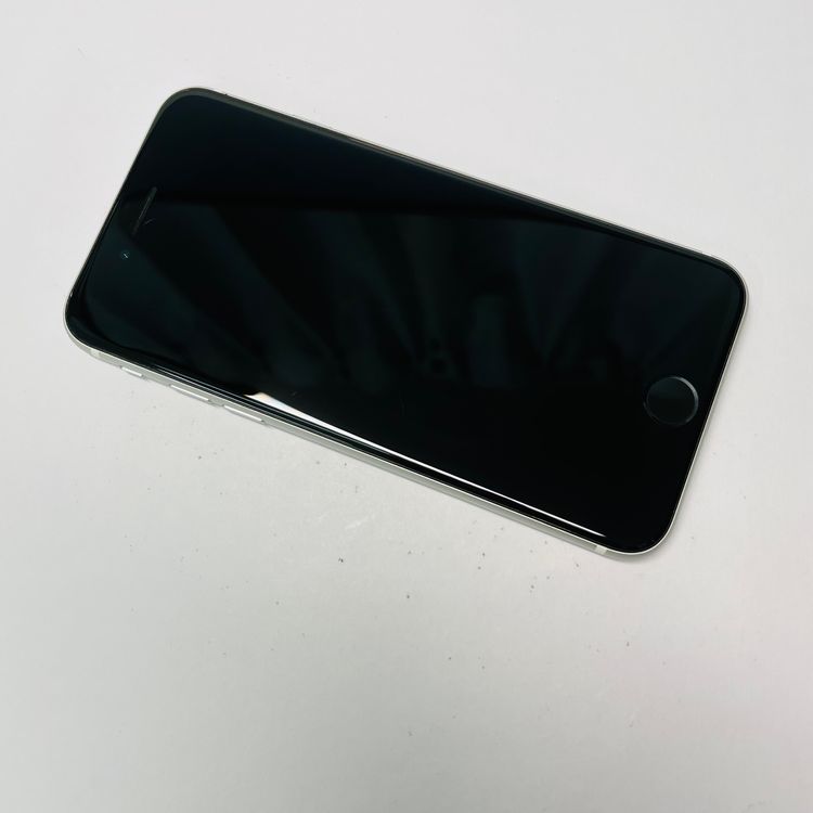 iPhone SE��2���� 256GB ������SIM�ե꡼ ����90% 32915