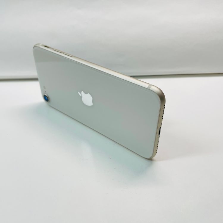 ���� iPhone SE��3���� 64GB SIM�ե꡼ ����95% 77422