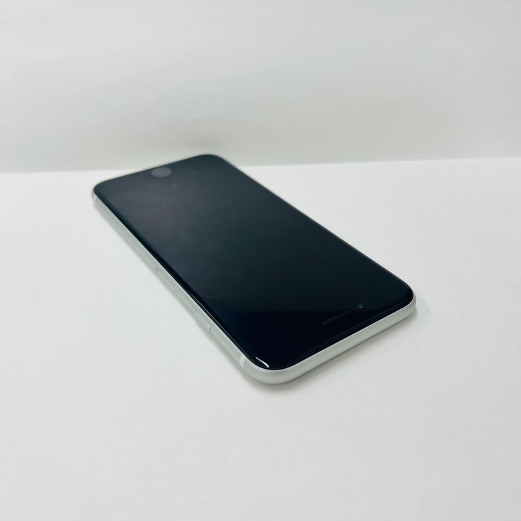 ����92% iPhone SE��2���� 128GB ������SIM�ե꡼67991