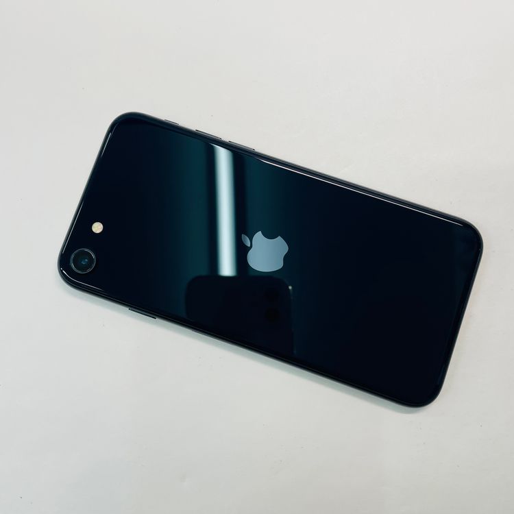 ���� iPhone SE��3���� 64GB SIM�ե꡼ ����99% 76939